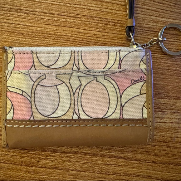 Coach Y2K Pink Optic Print Canvas And Leather Small Keychain Wallet With Zipper - Picture 4 of 10